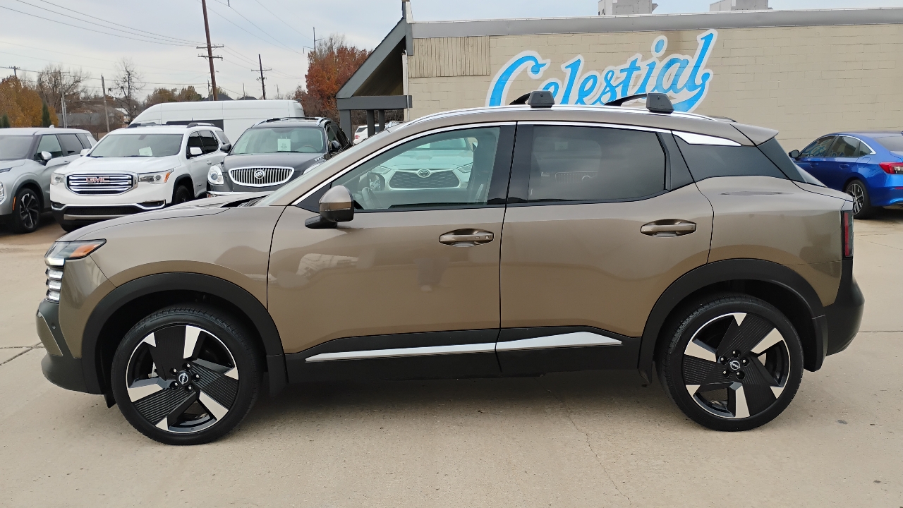 Nissan Kicks SR FWD 2025