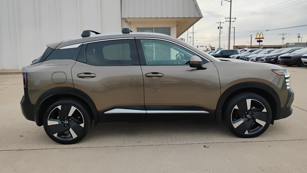 Nissan Kicks SR FWD 2025