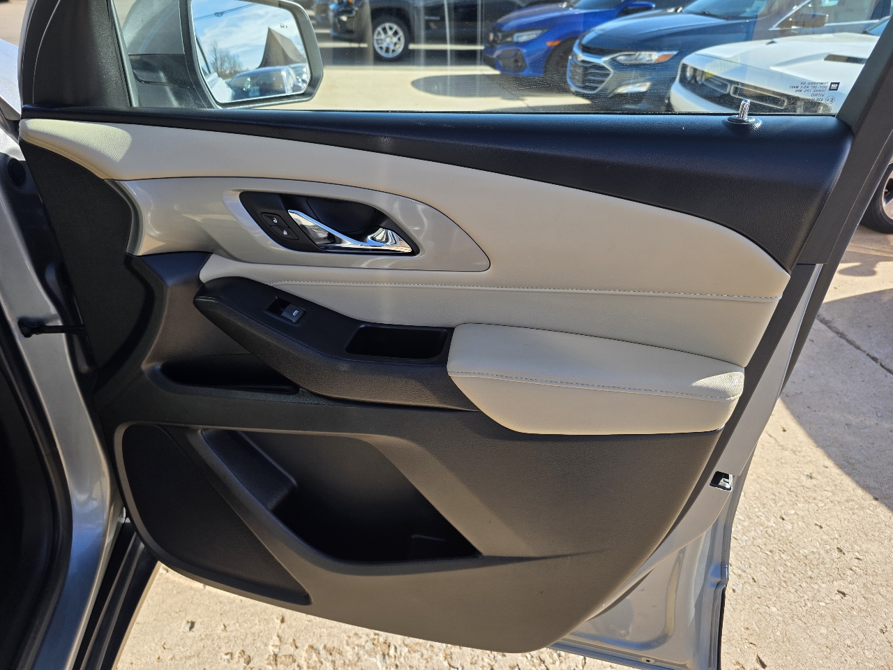 Chevrolet Traverse AWD 4dr LS w/1LS 2023