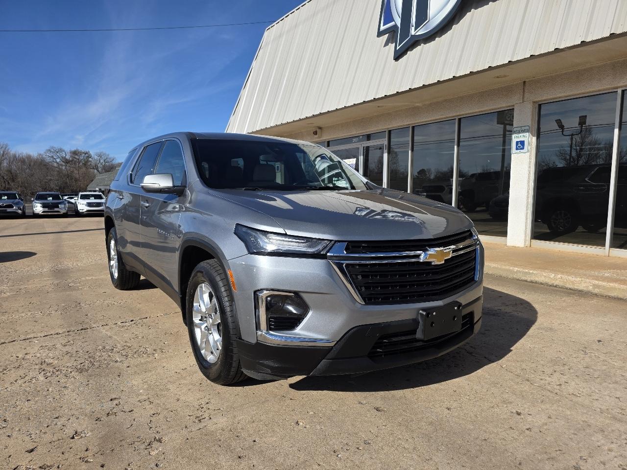 2023 Chevrolet Traverse AWD 4dr LS w/1LS