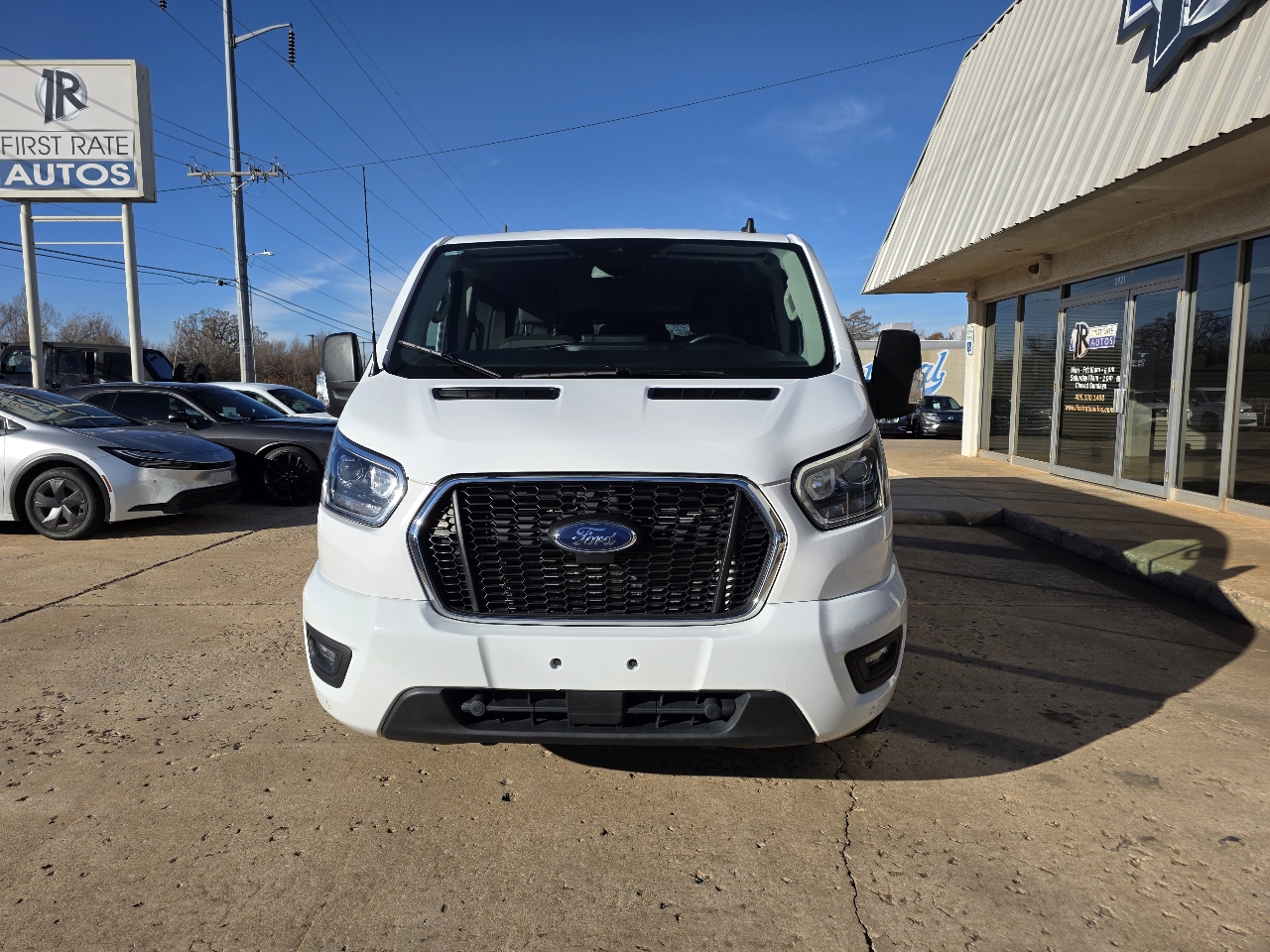 Ford Transit Passenger Wagon T-350 148" Low Roof XLT RWD 2023