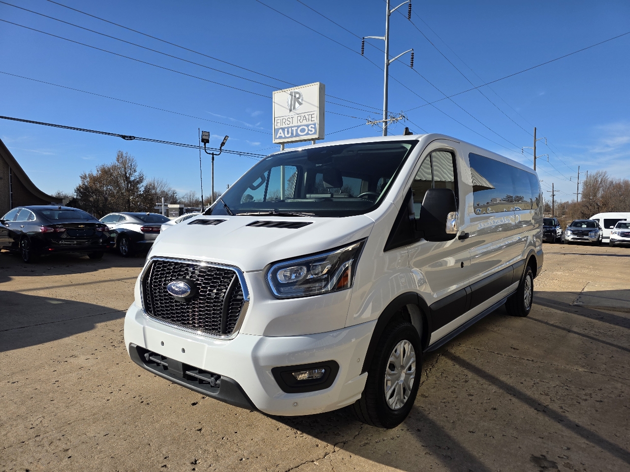 Ford Transit Passenger Wagon T-350 148" Low Roof XLT RWD 2023