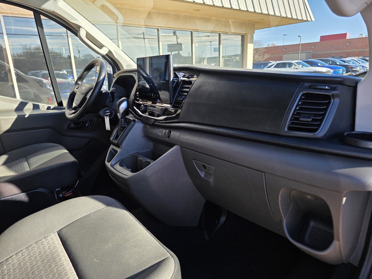 Ford Transit Passenger Wagon T-350 148" Low Roof XLT RWD 2023