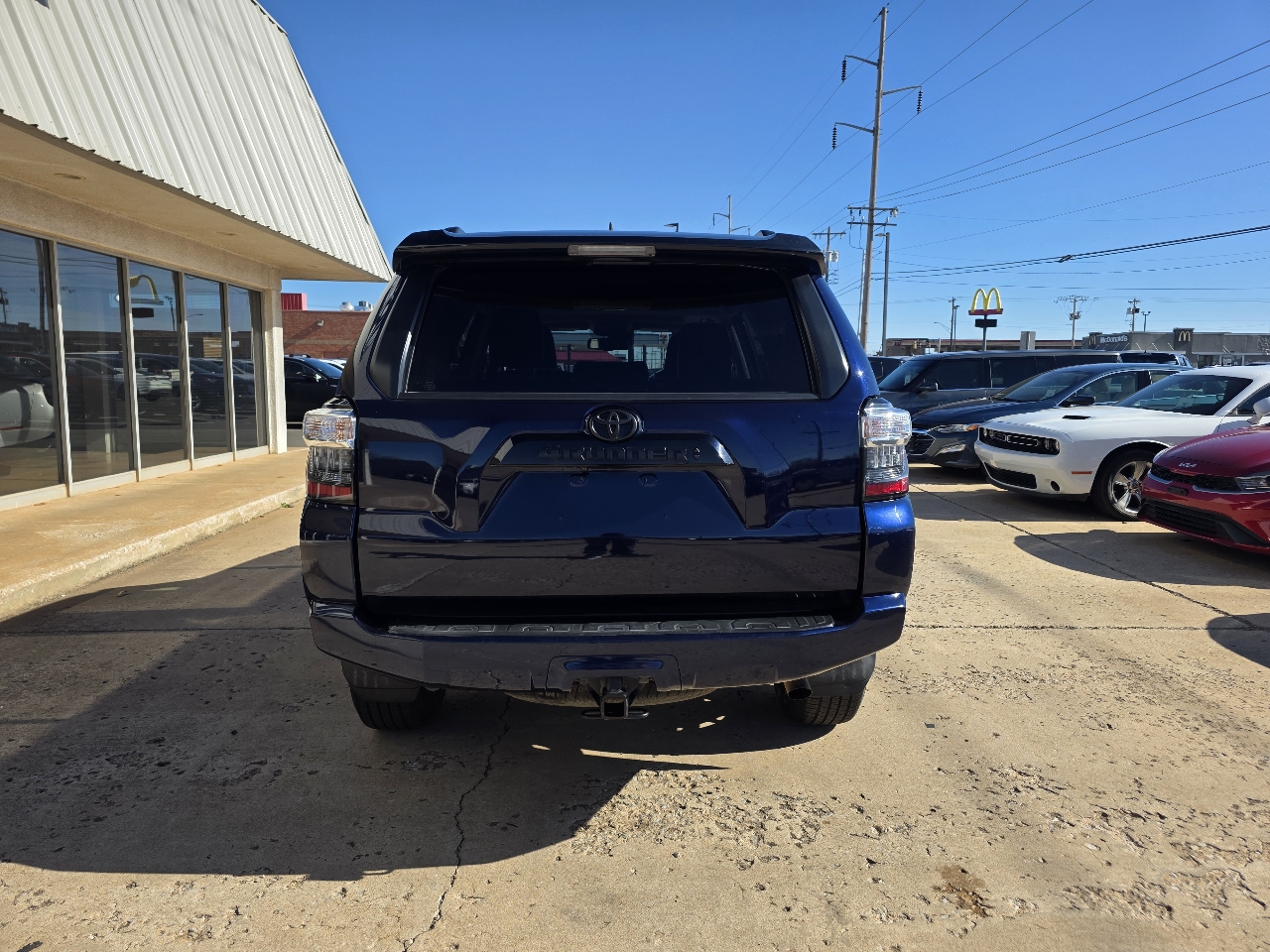 Toyota 4Runner Venture 4WD (Natl) 2021