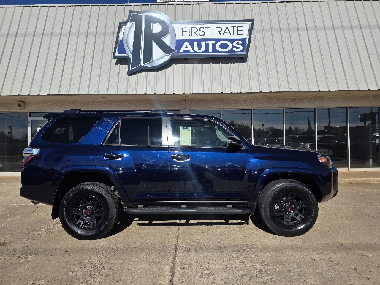 Toyota 4Runner Venture 4WD (Natl) 2021