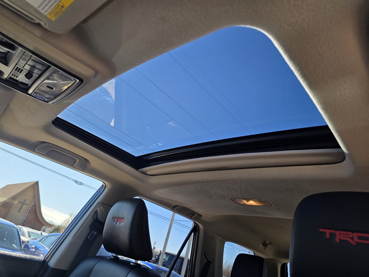 Toyota 4Runner Venture 4WD (Natl) 2021