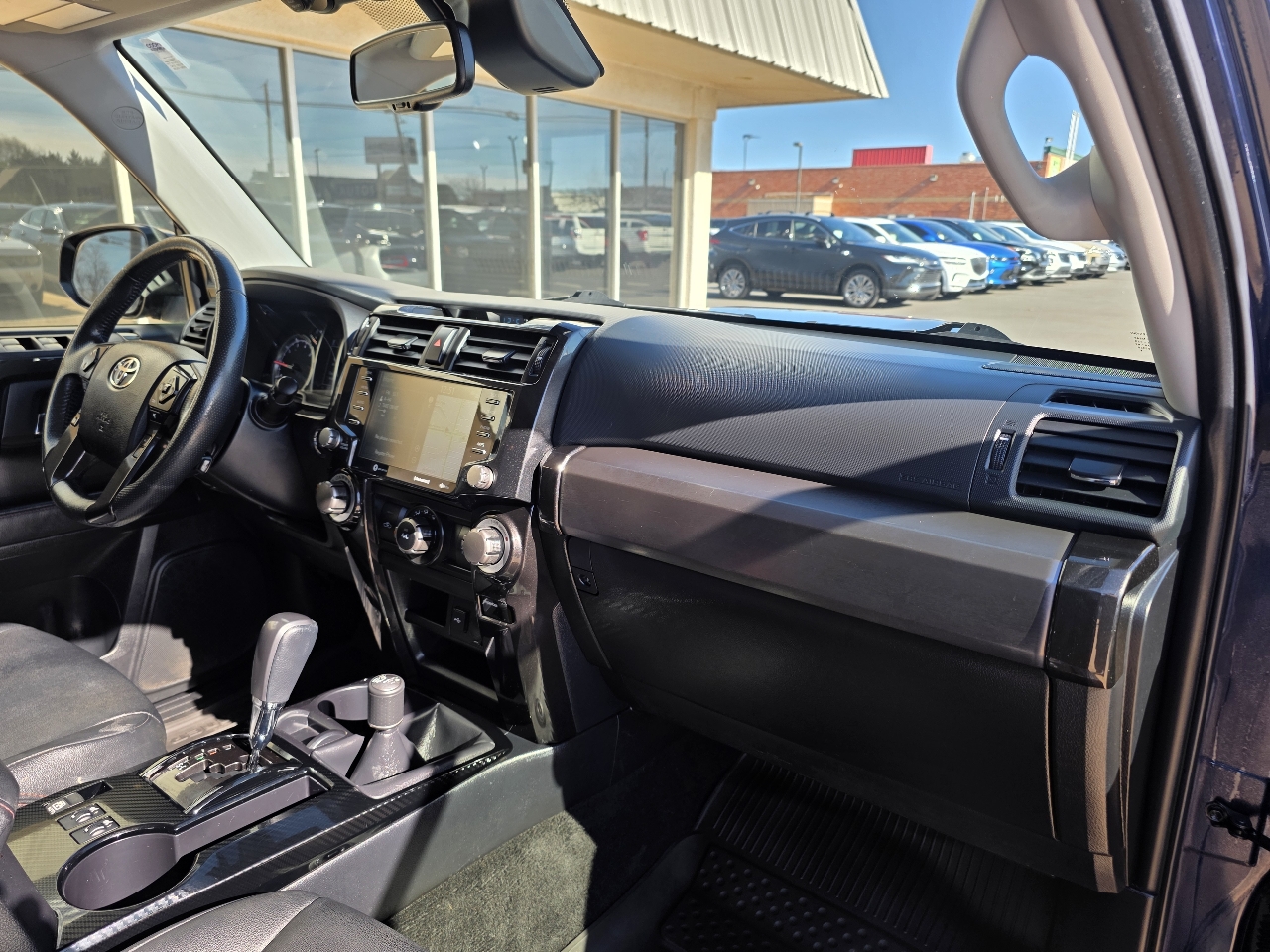 Toyota 4Runner Venture 4WD (Natl) 2021