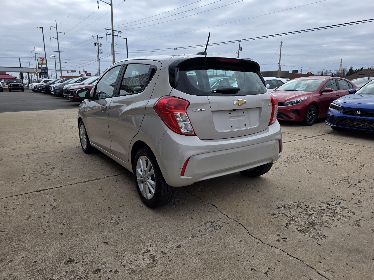 Chevrolet Spark 4dr HB CVT 1LT 2021