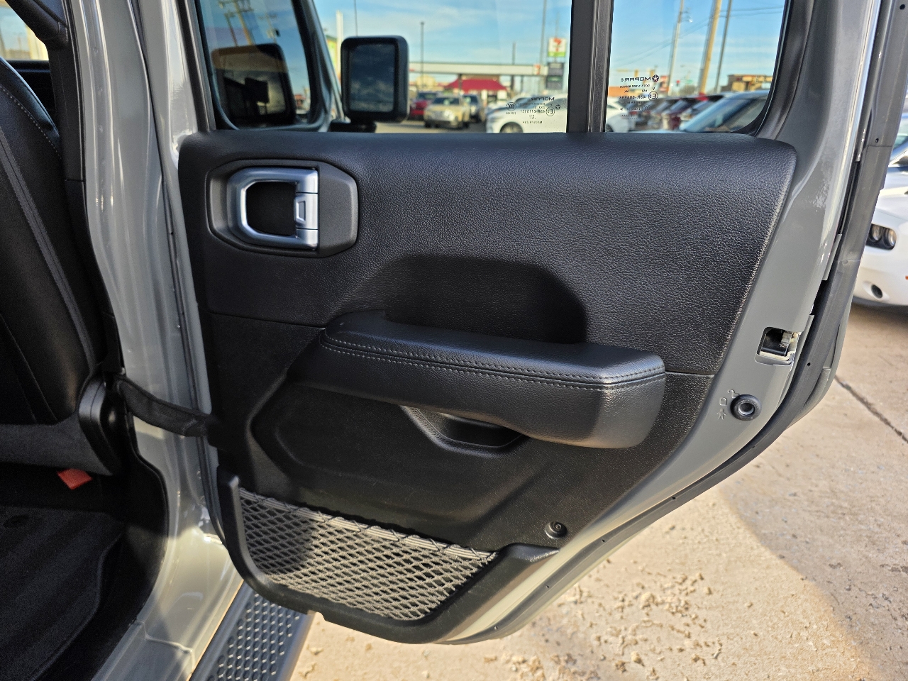 Jeep Wrangler Unlimited Sahara Altitude 4x4 2022