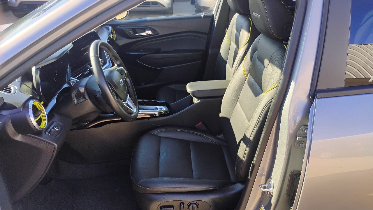 Chevrolet Trax FWD 4dr ACTIV 2025