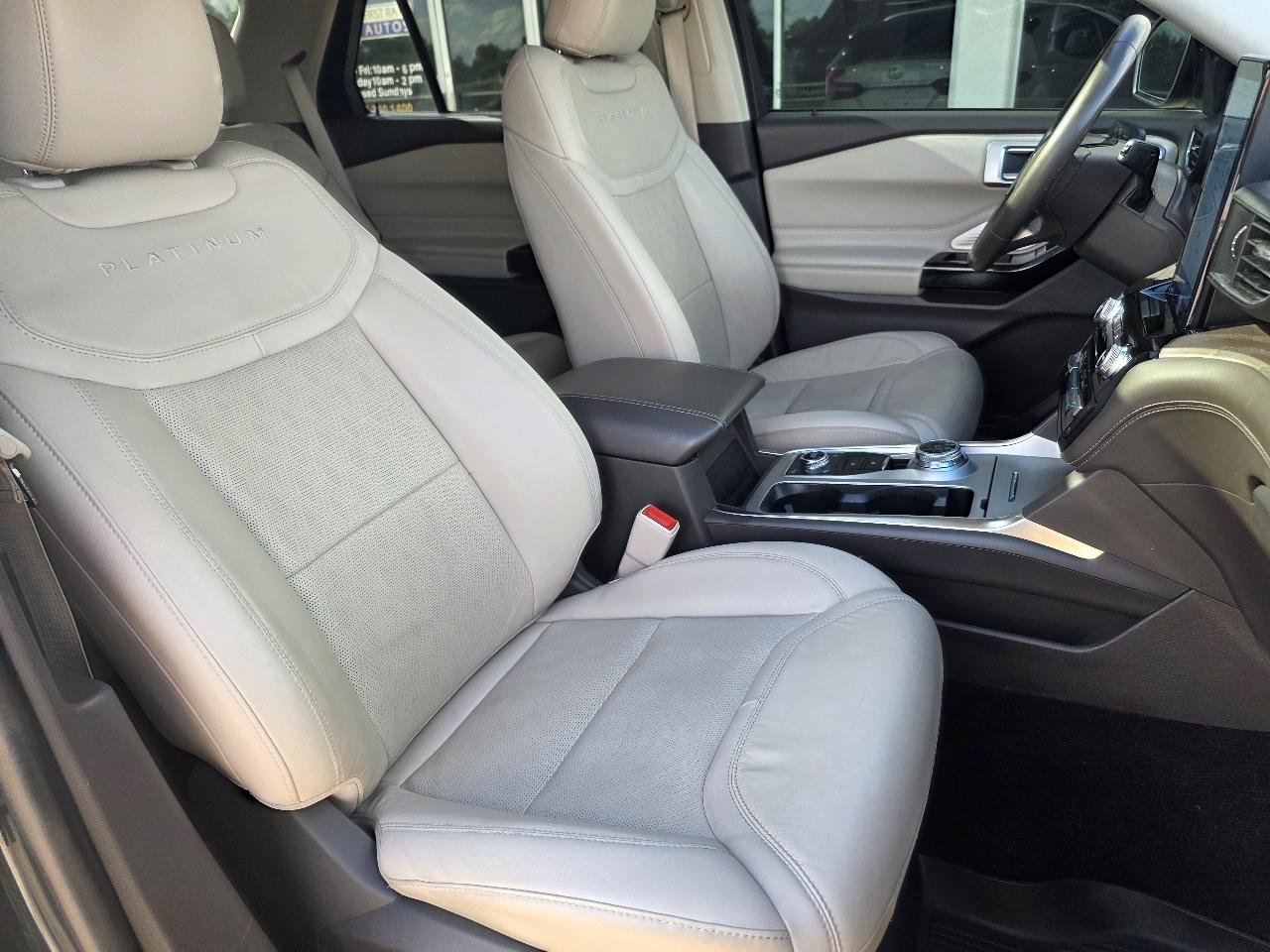 Ford Explorer Platinum 4WD 2022