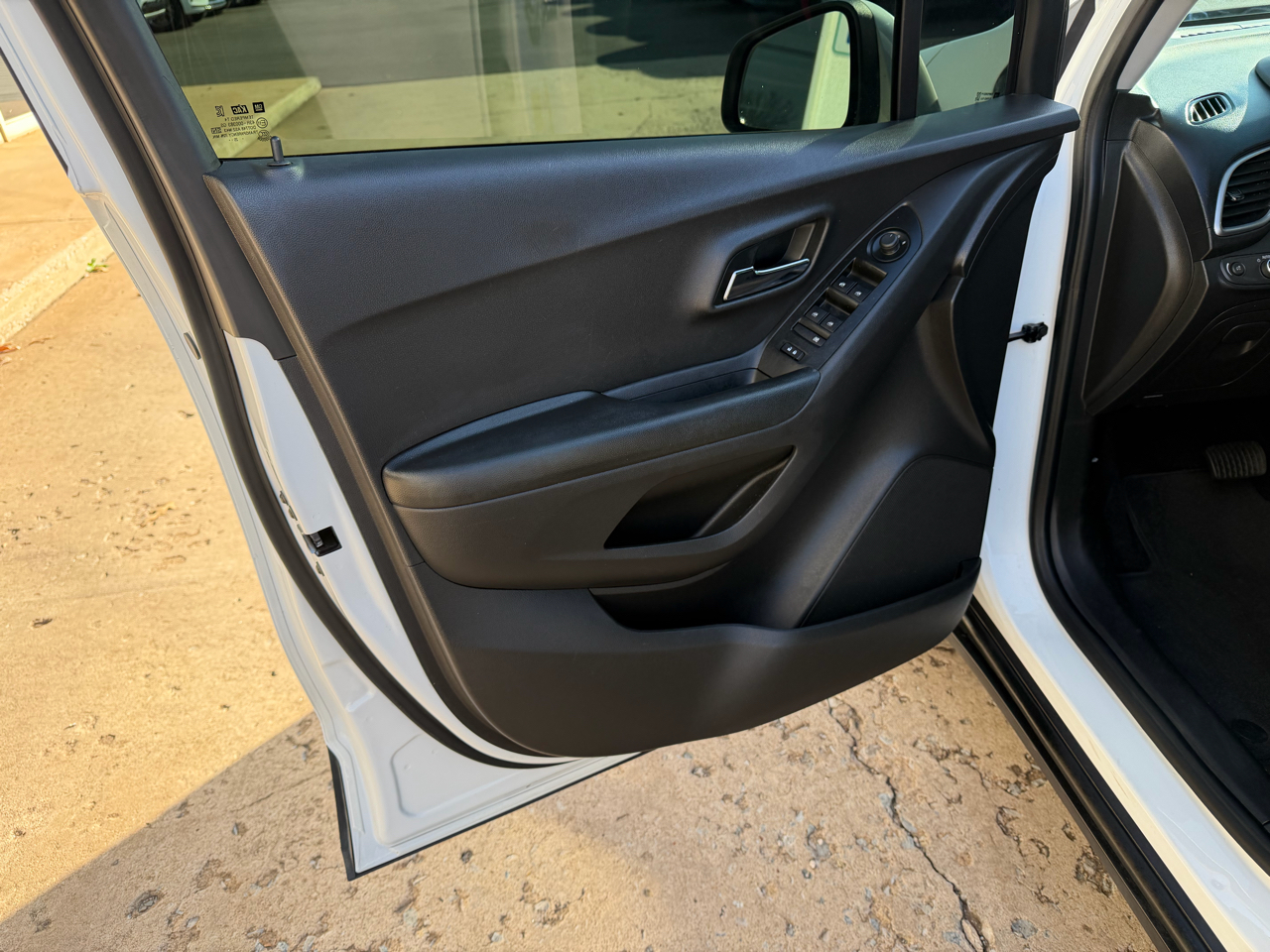 Chevrolet Trax FWD 4dr LT 2021