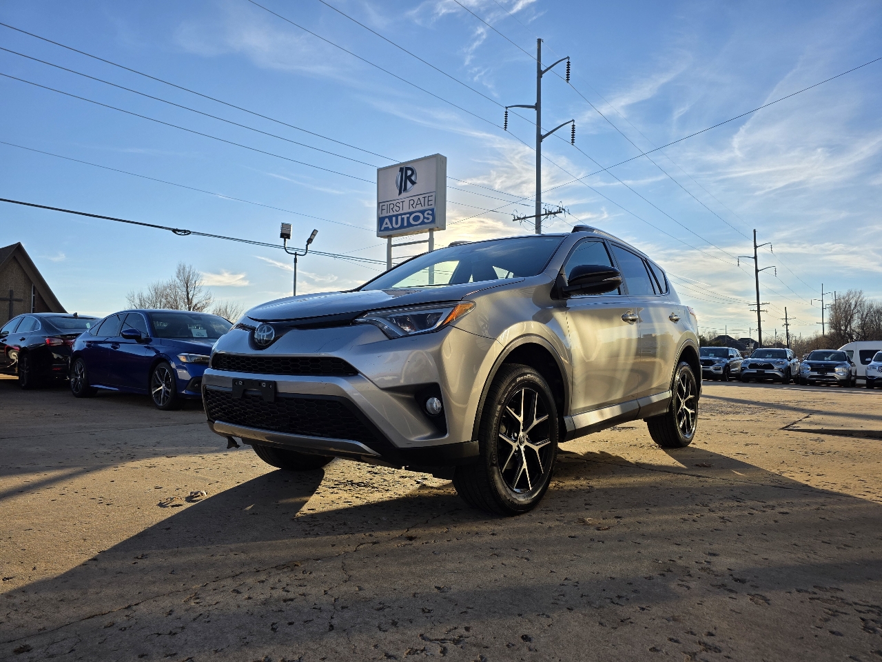 Toyota RAV4 SE AWD (Natl) 2018