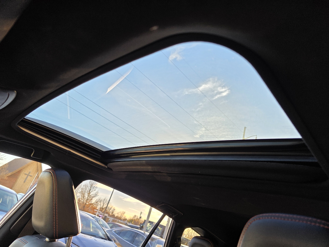 Toyota RAV4 SE AWD (Natl) 2018