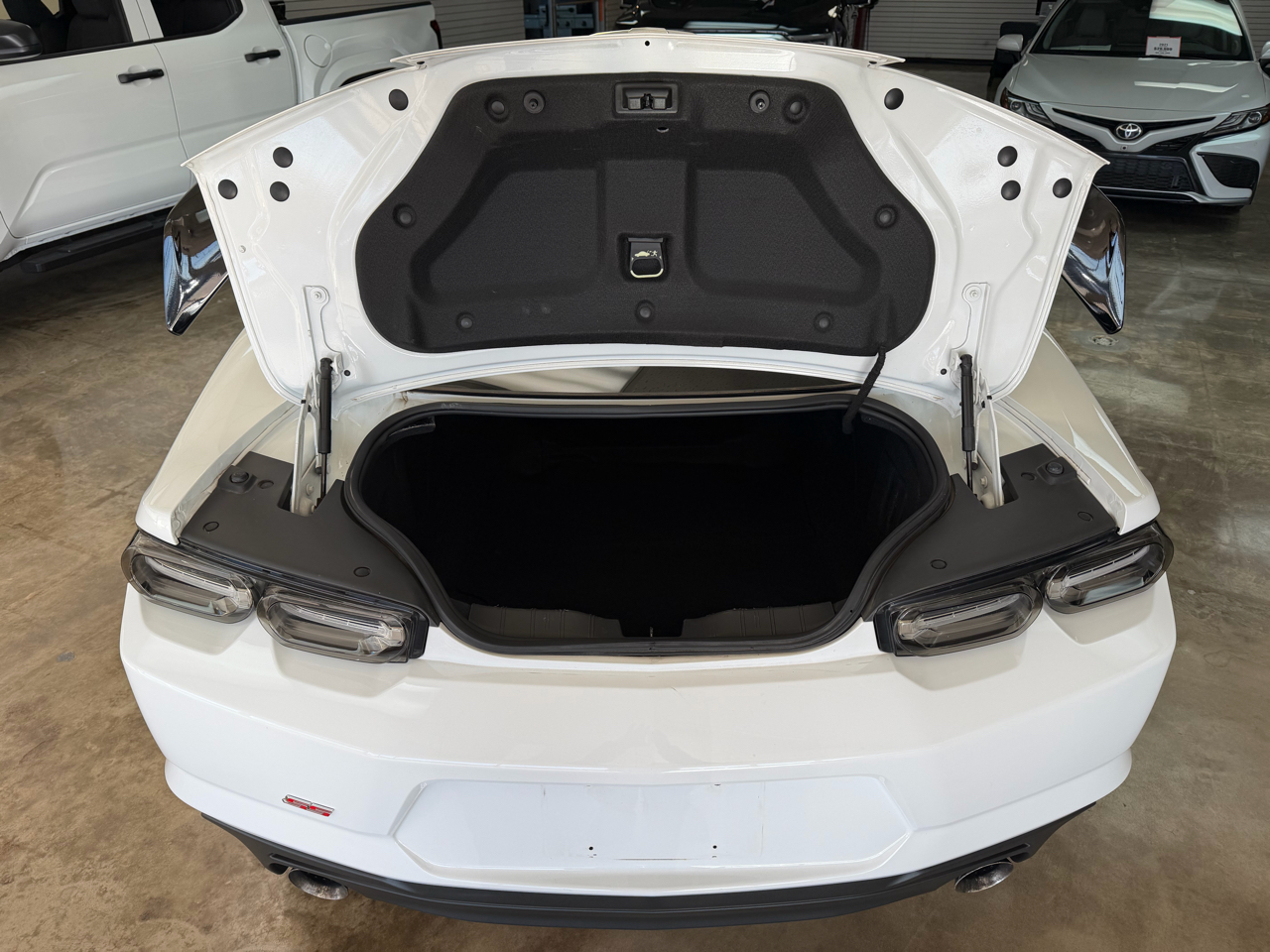 Chevrolet Camaro 2dr Cpe 1SS 2021