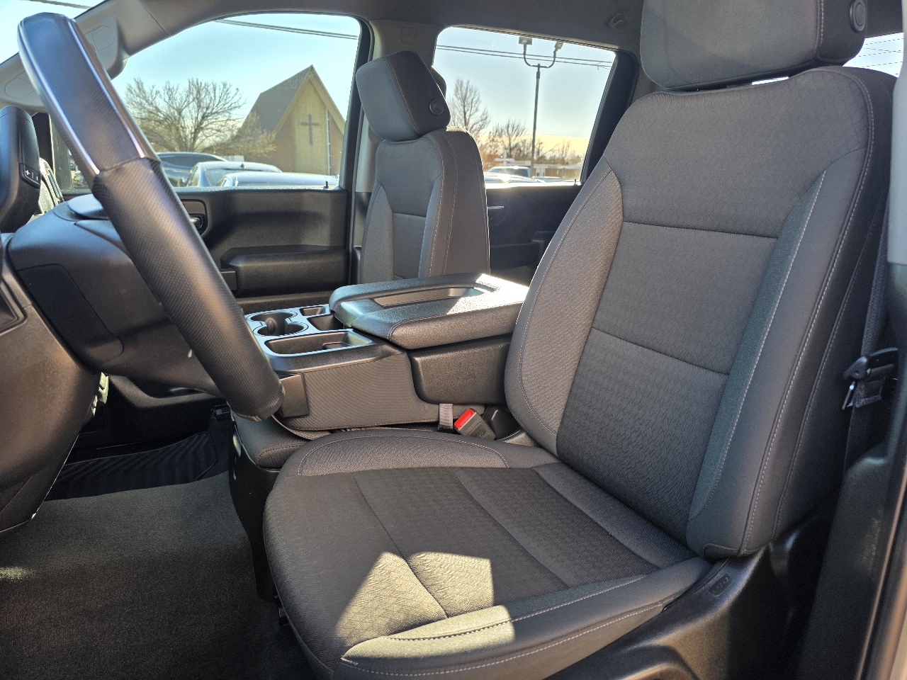 Chevrolet Silverado 2500HD 4WD Crew Cab 159" Custom 2024