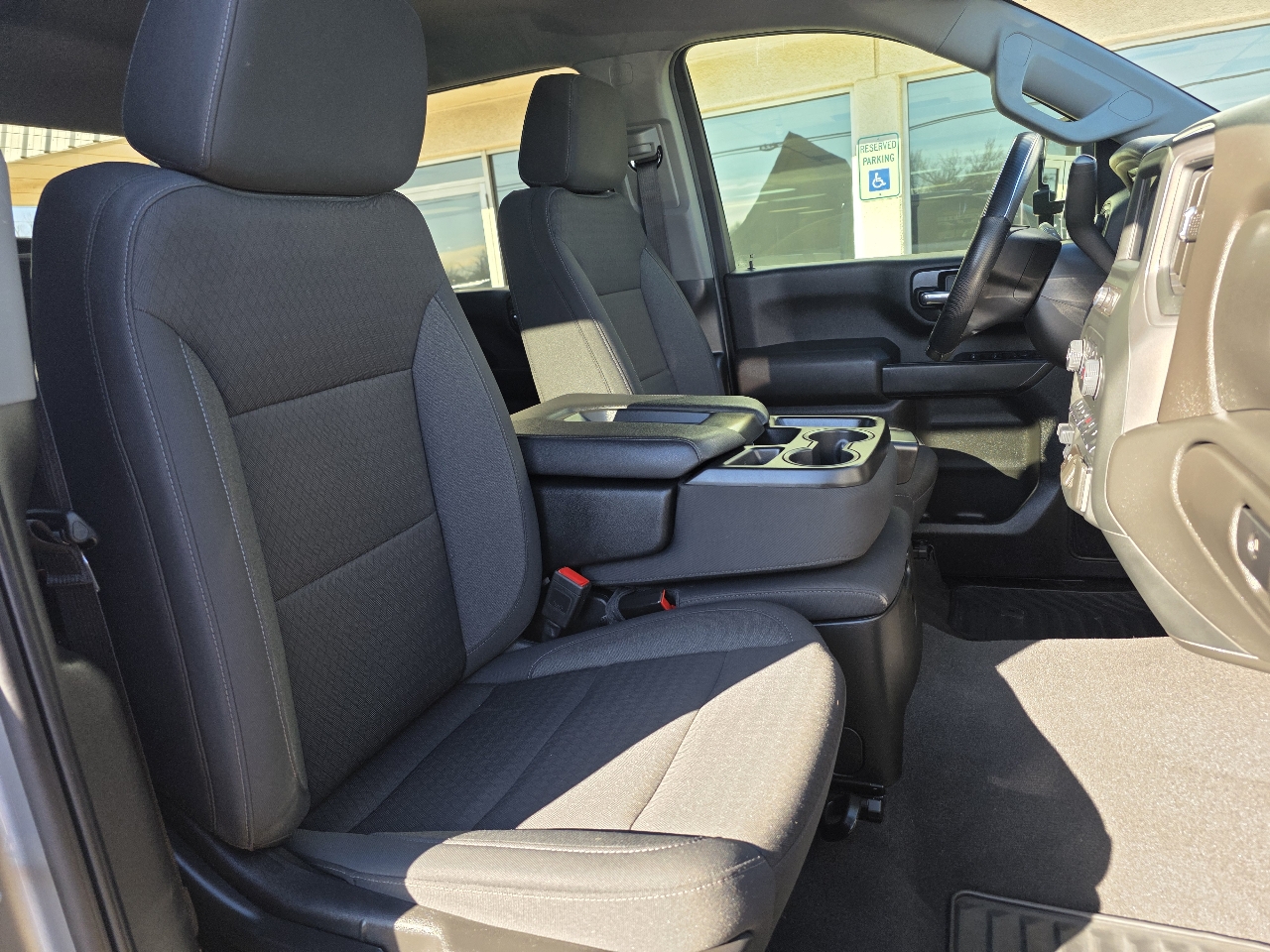 Chevrolet Silverado 2500HD 4WD Crew Cab 159" Custom 2024