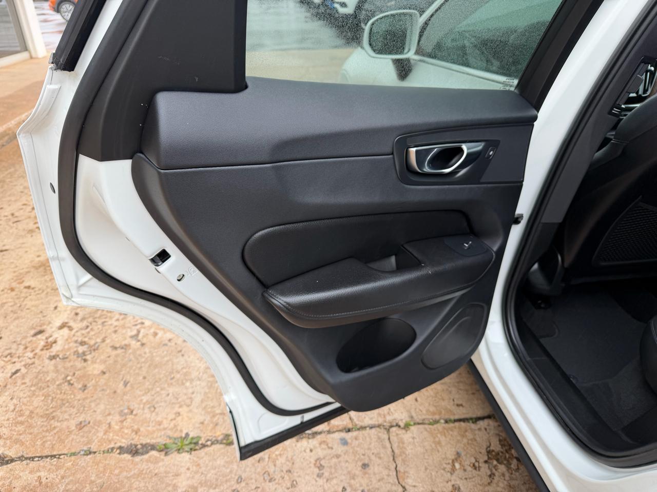 Volvo XC60 B5 AWD Momentum 2022