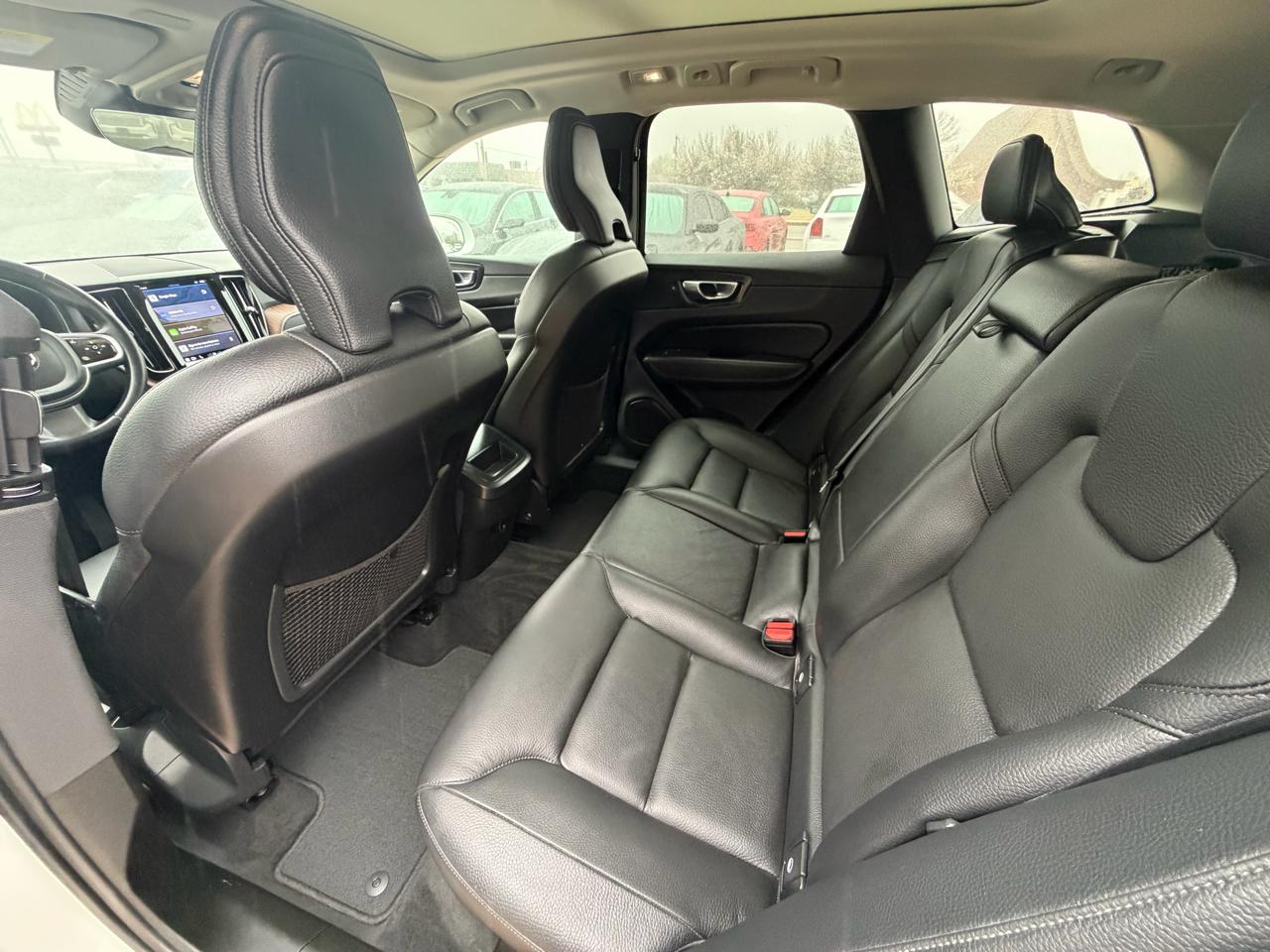 Volvo XC60 B5 AWD Momentum 2022