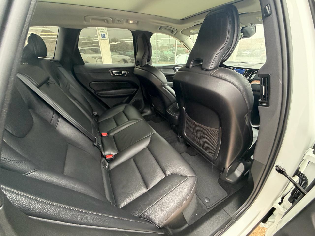 Volvo XC60 B5 AWD Momentum 2022