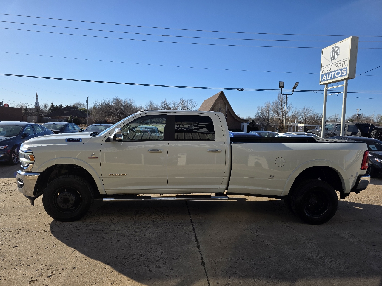 RAM 3500 Laramie 4x4 Crew Cab 8' Box 2021