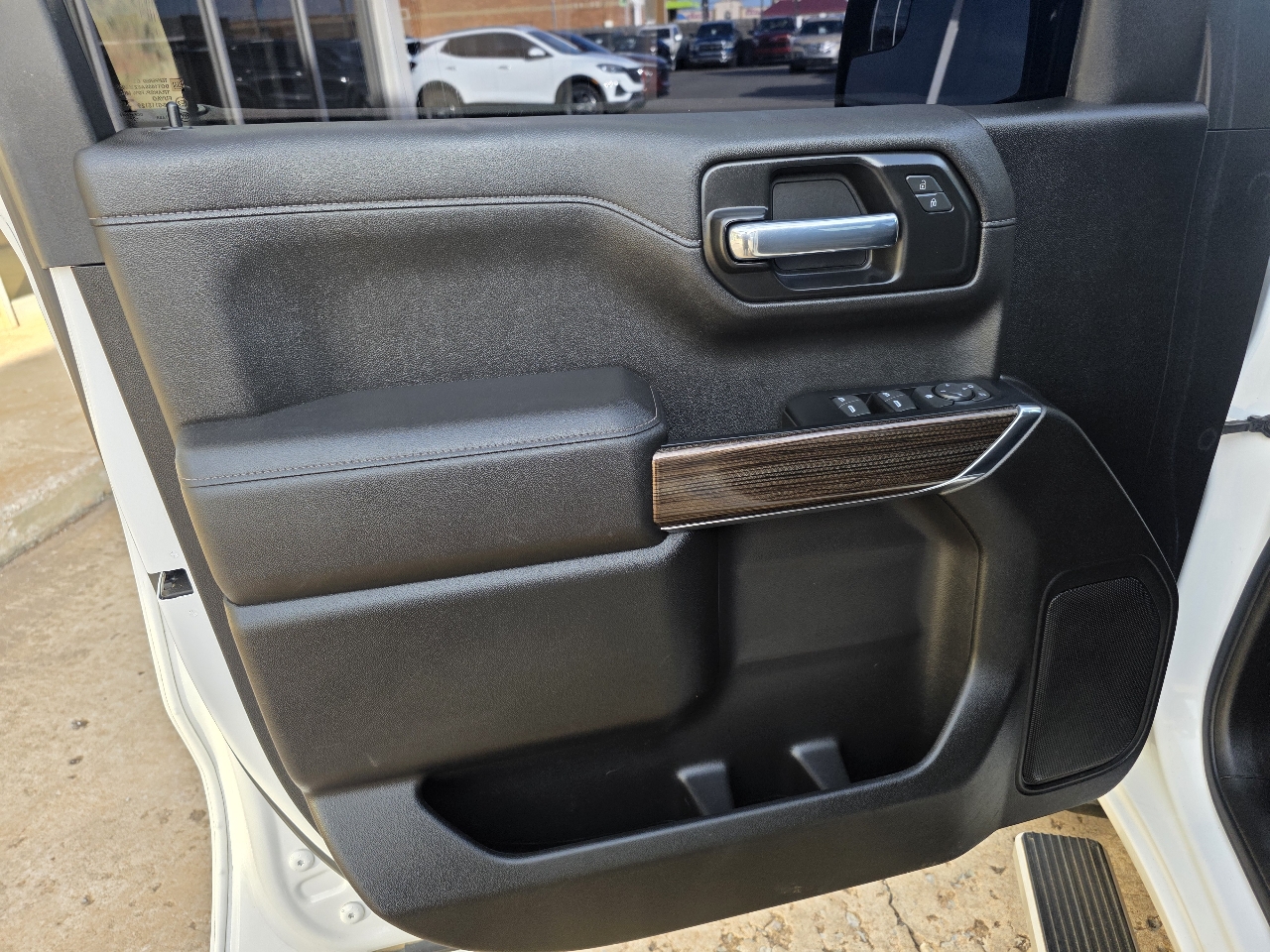 Chevrolet Silverado 1500 4WD Crew Cab 147" LT w/1LT 2021