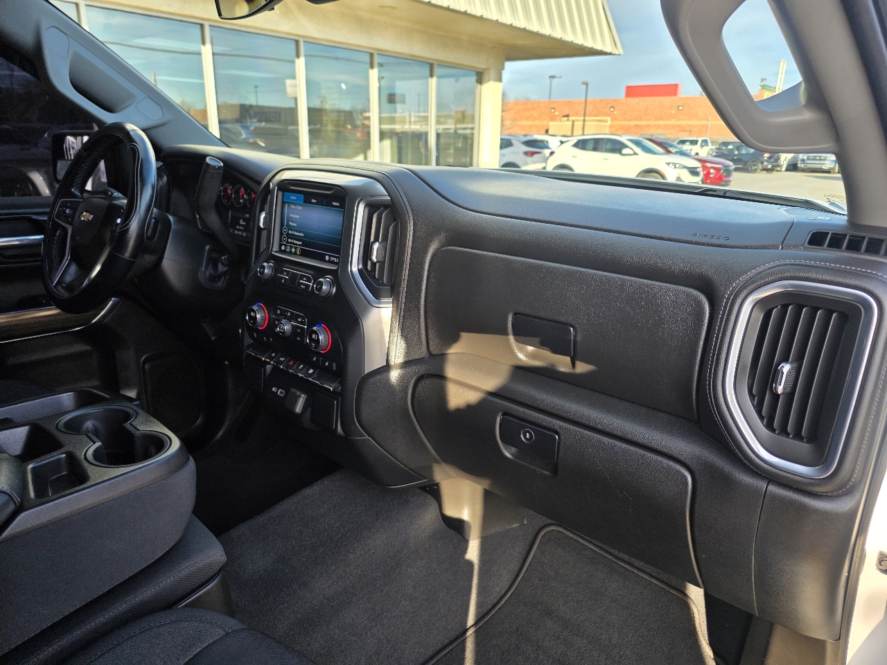 Chevrolet Silverado 1500 4WD Crew Cab 147" LT w/1LT 2021