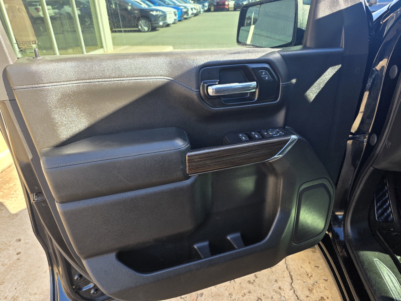 Chevrolet Silverado 1500 4WD Crew Cab 147" RST 2020