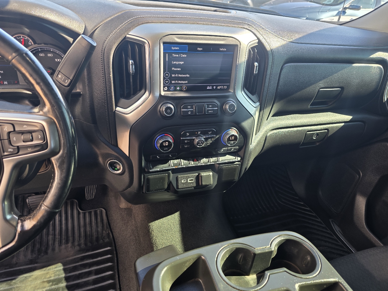 Chevrolet Silverado 1500 4WD Crew Cab 147" RST 2020