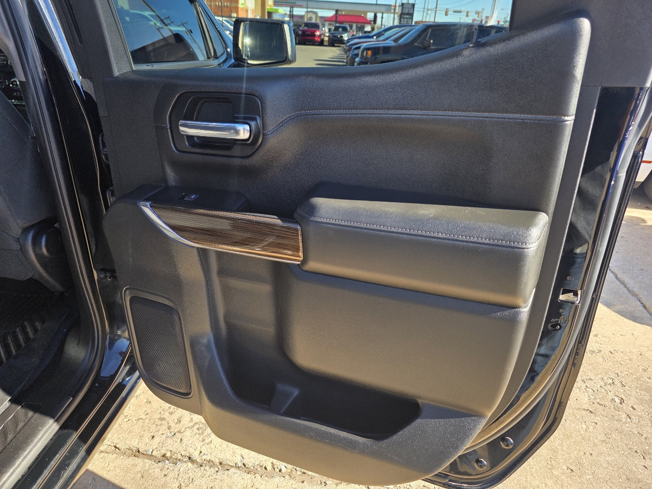 Chevrolet Silverado 1500 4WD Crew Cab 147" RST 2020