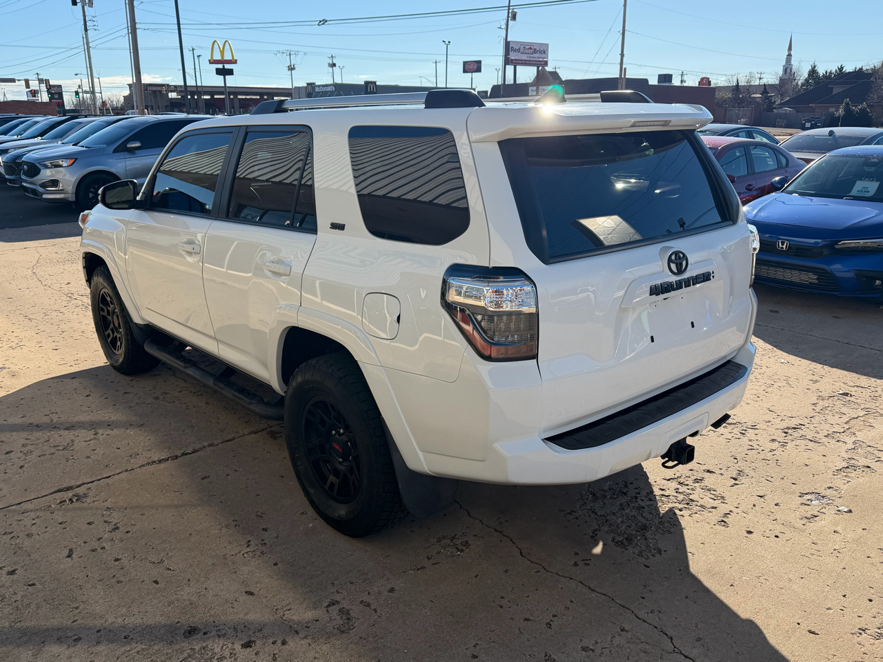 Toyota 4Runner SR5 4WD V6 2020