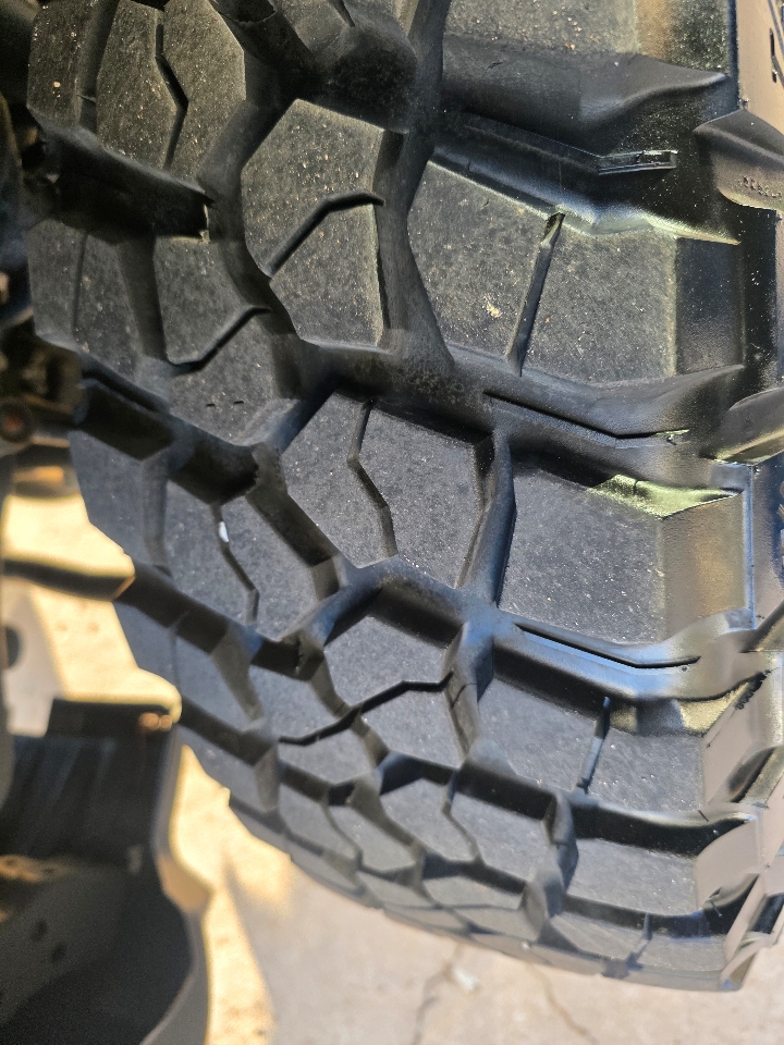 Jeep Gladiator Willys 4x4 2023