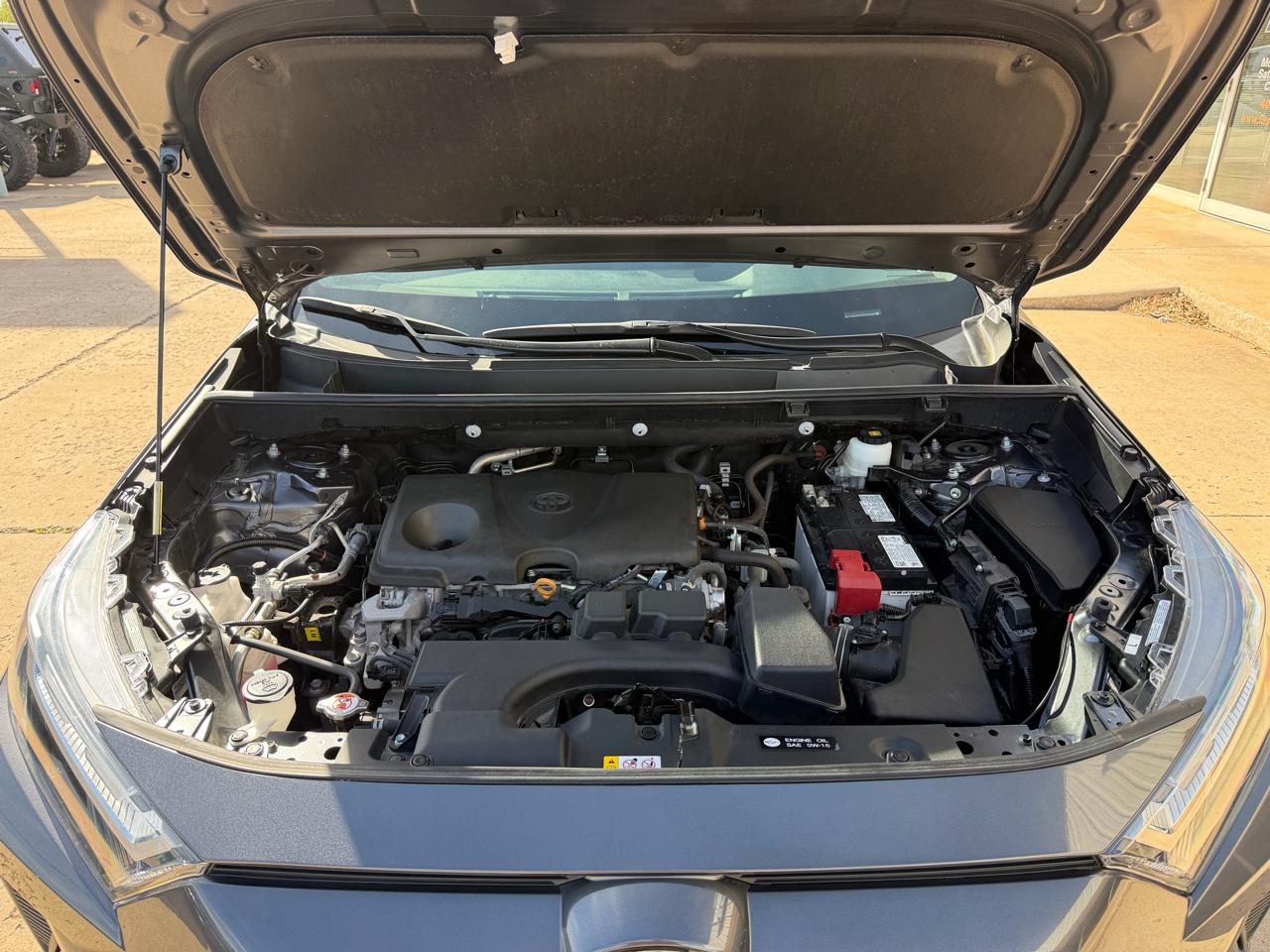 Toyota RAV4 XLE FWD (Natl) 2025