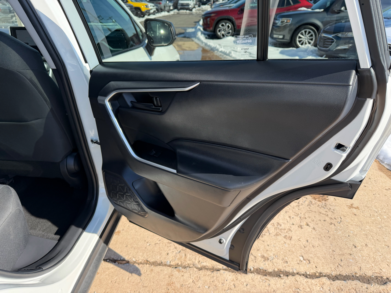 Toyota RAV4 LE AWD (Natl) 2024