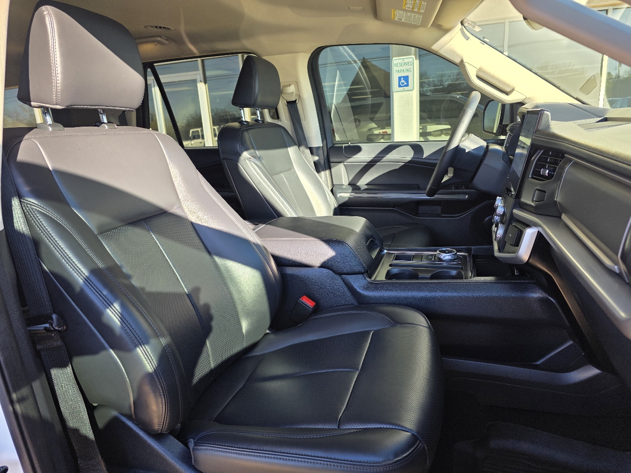 Ford Expedition Max XLT 4x2 2024