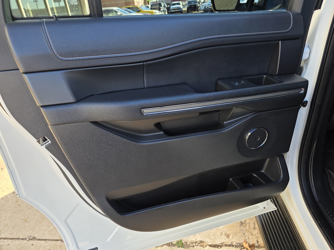 Ford Expedition Max XLT 4x2 2024