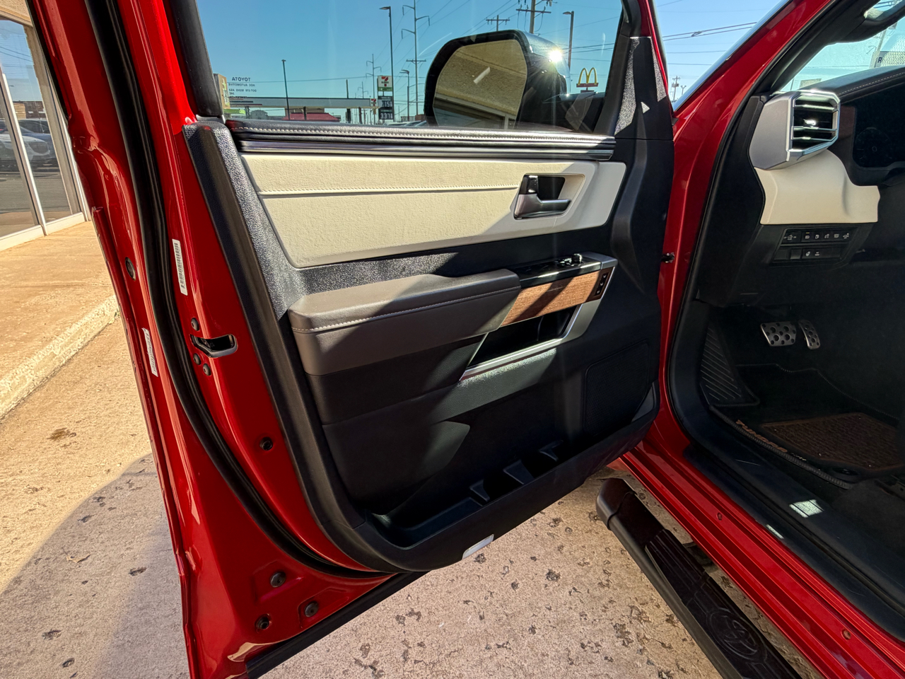 Toyota Tundra 4WD 1794 Edition Hybrid CrewMax 5.5' Bed (Natl) 2023