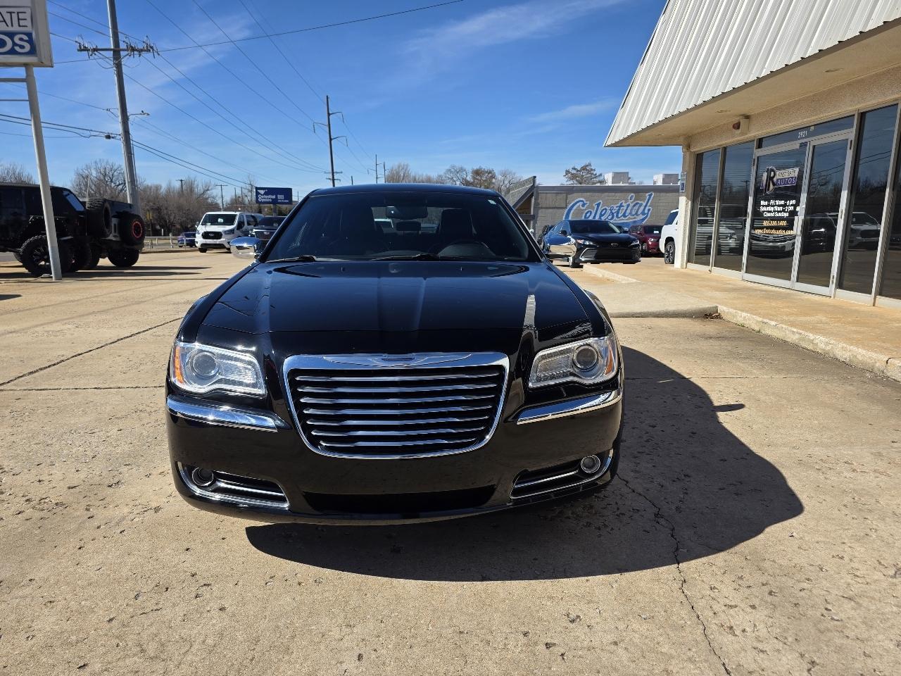 Chrysler 300 4dr Sdn 300C AWD 2013