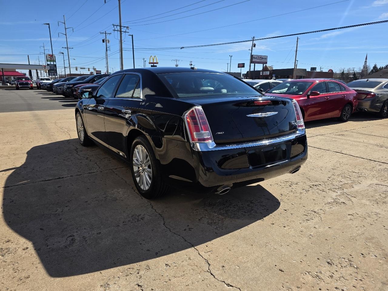 Chrysler 300 4dr Sdn 300C AWD 2013