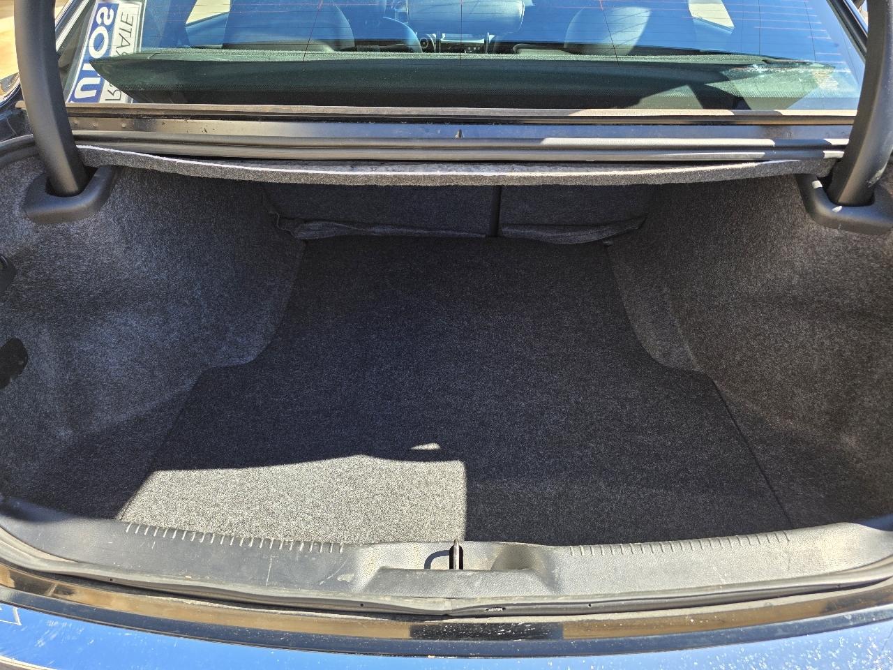 Chrysler 300 4dr Sdn 300C AWD 2013