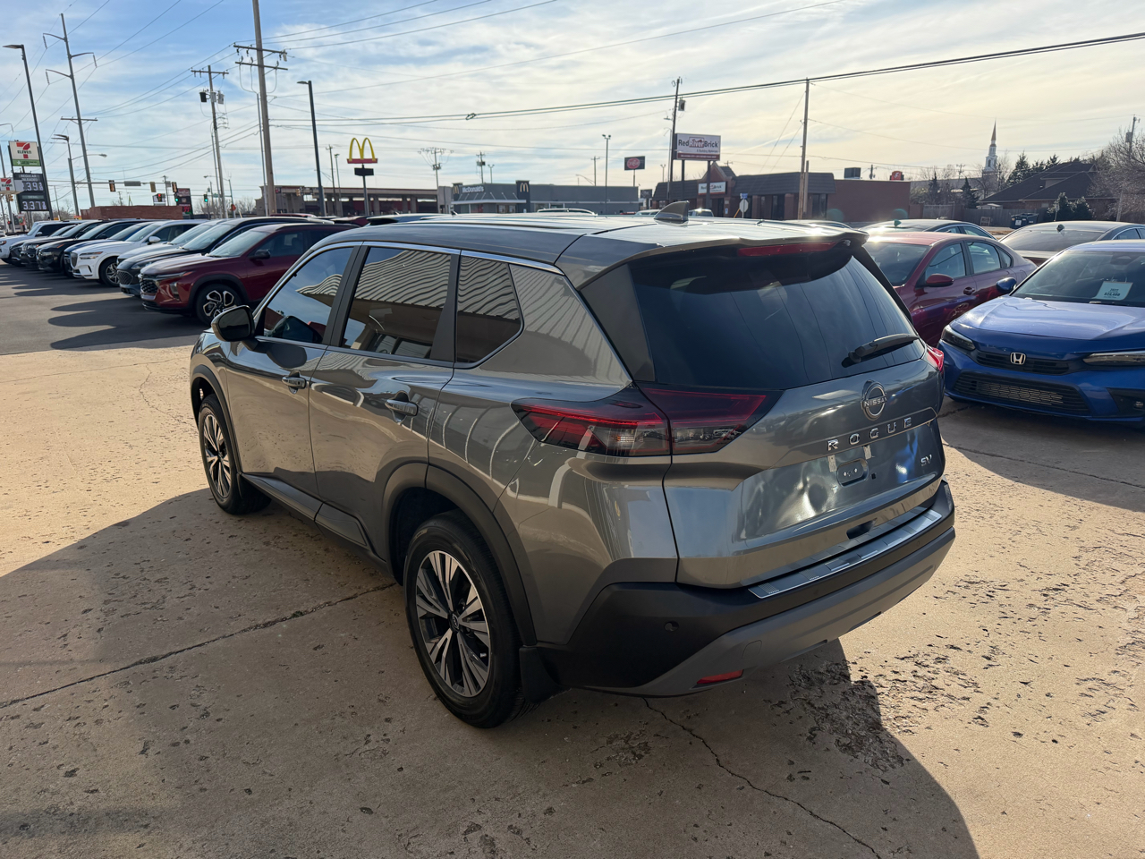 Nissan Rogue FWD SV 2023