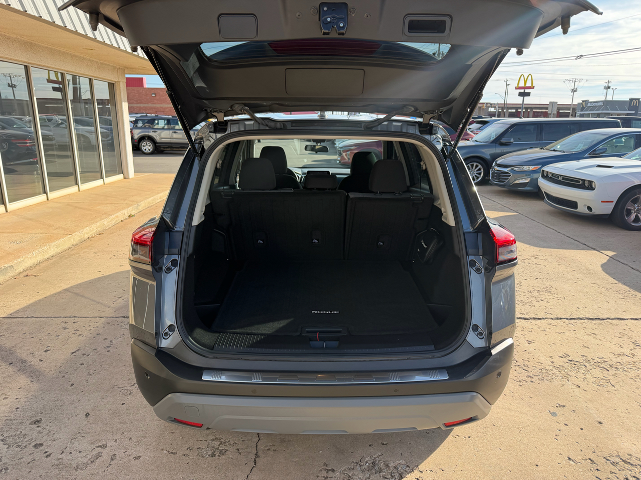 Nissan Rogue FWD SV 2023