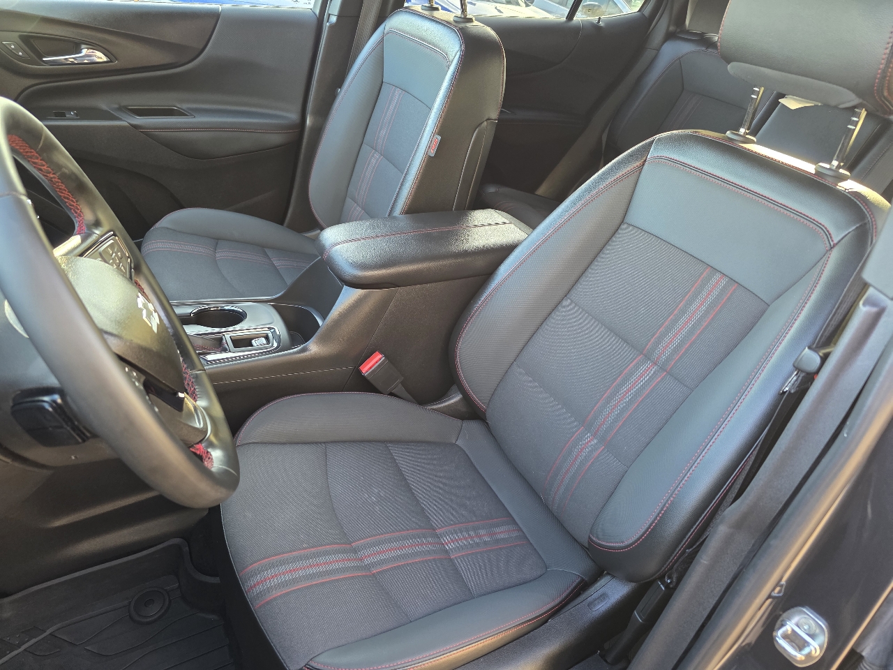 Chevrolet Equinox FWD 4dr RS 2023