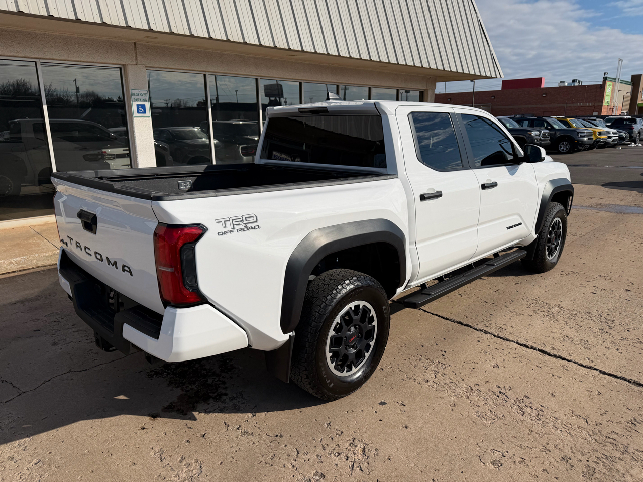 Toyota Tacoma 4WD TRD Off Road Double Cab 5' Bed MT (Natl) 2024