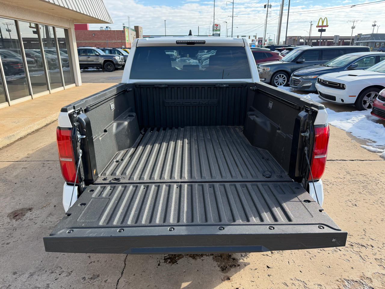 Toyota Tacoma 4WD TRD Off Road Double Cab 5' Bed MT (Natl) 2024