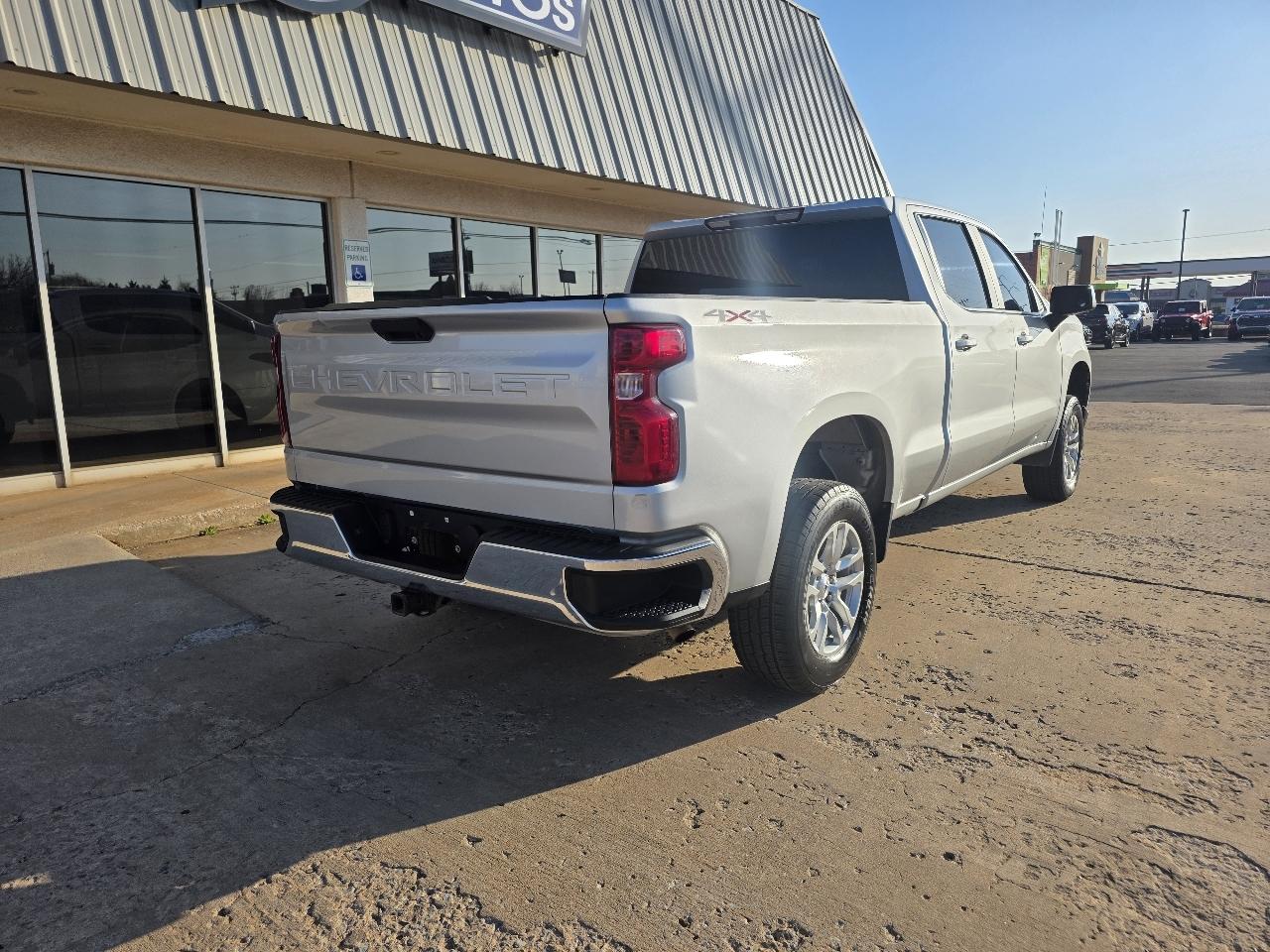 Chevrolet Silverado 1500 4WD Crew Cab 157" LT 2020