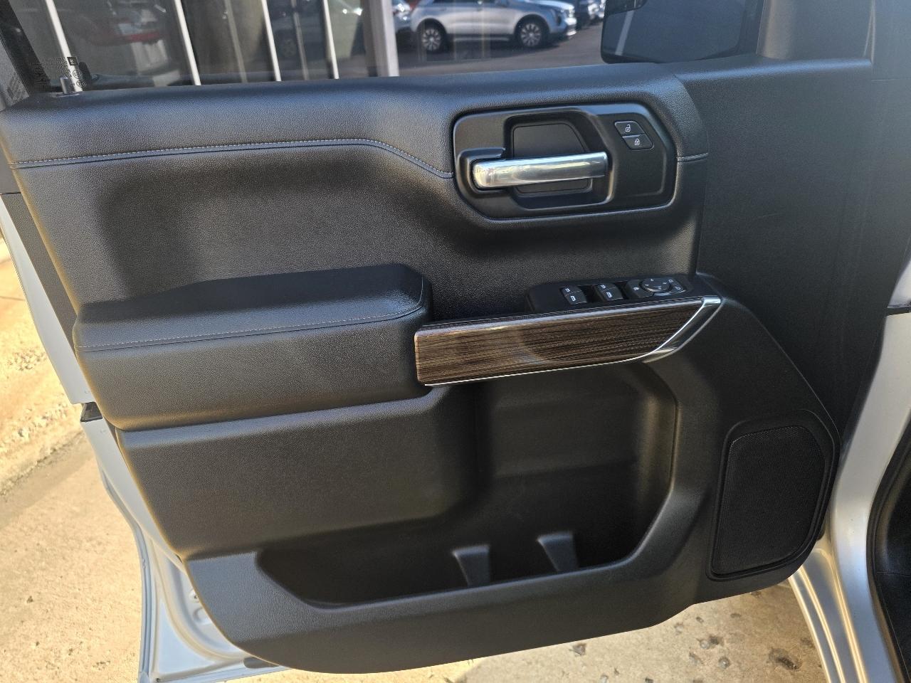 Chevrolet Silverado 1500 4WD Crew Cab 157" LT 2020