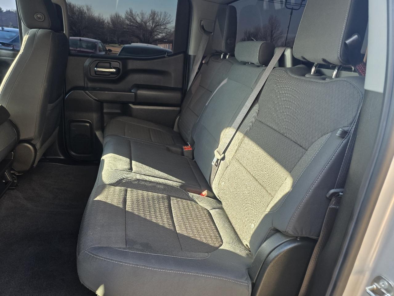 Chevrolet Silverado 1500 4WD Crew Cab 157" LT 2020