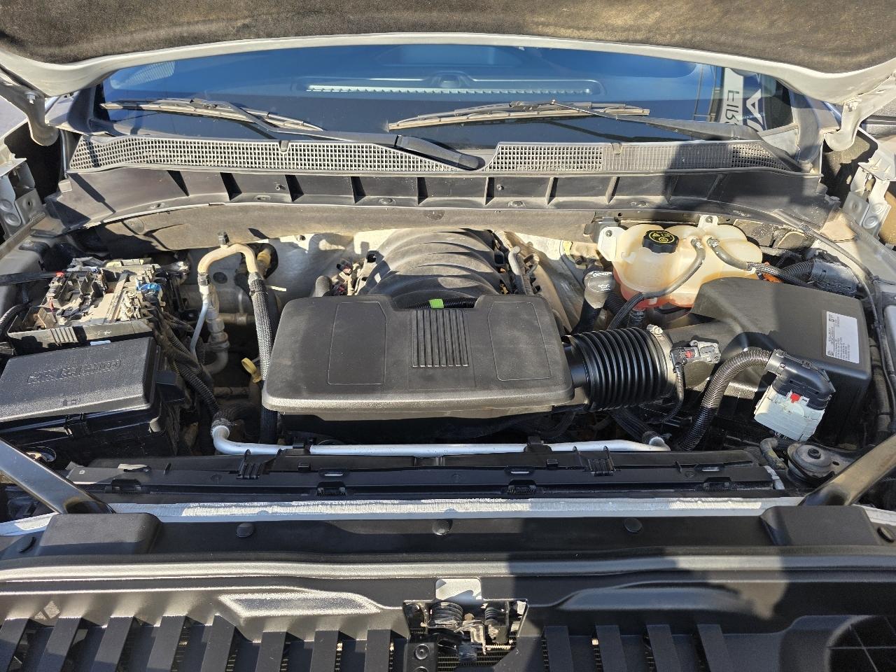 Chevrolet Silverado 1500 4WD Crew Cab 157" LT 2020