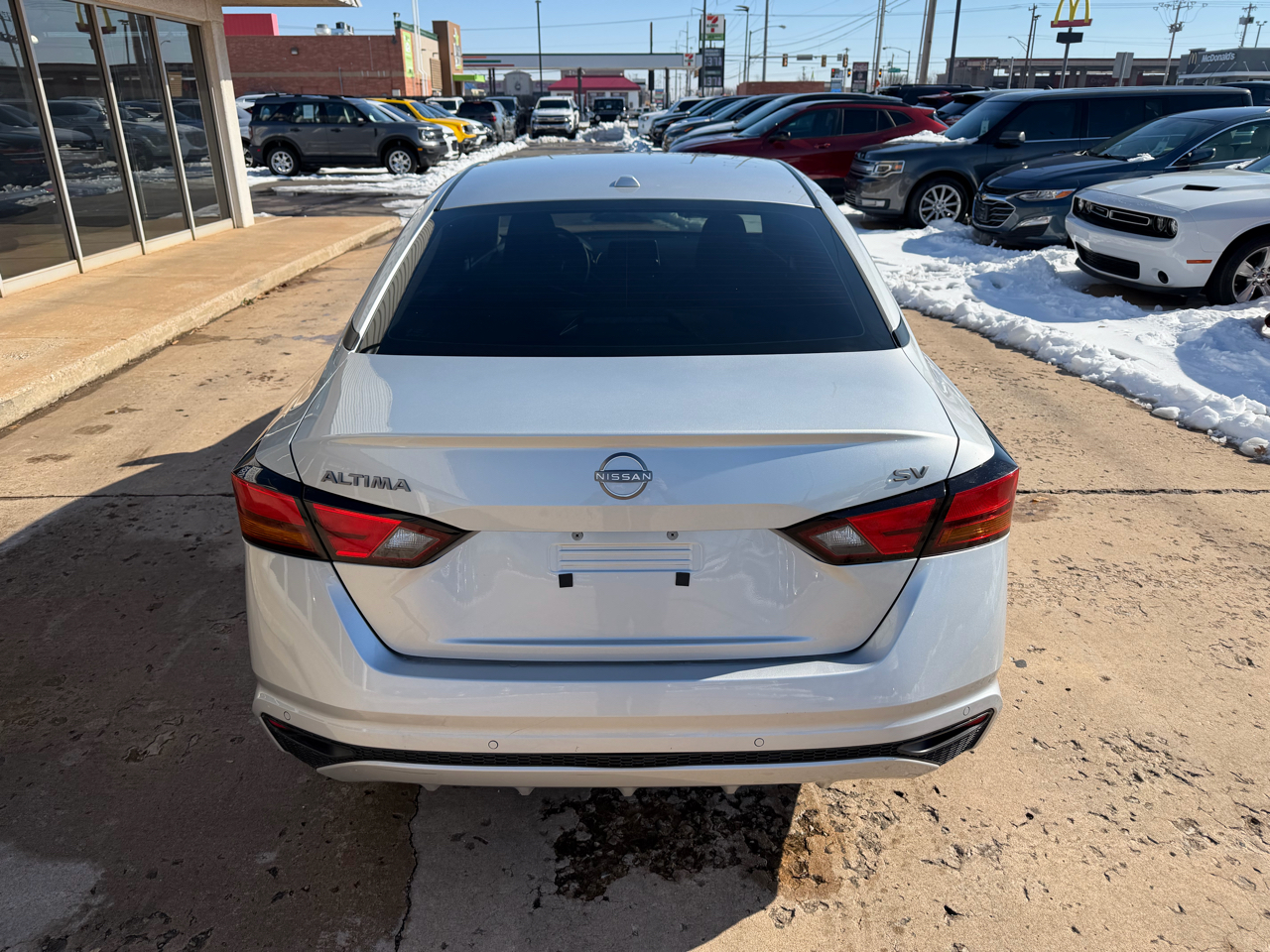 Nissan Altima 2.5 SV Sedan 2024